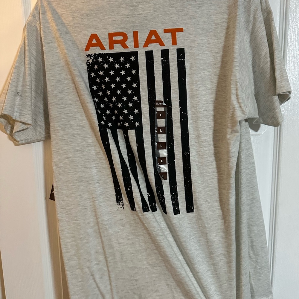 NWT Ariat shirt